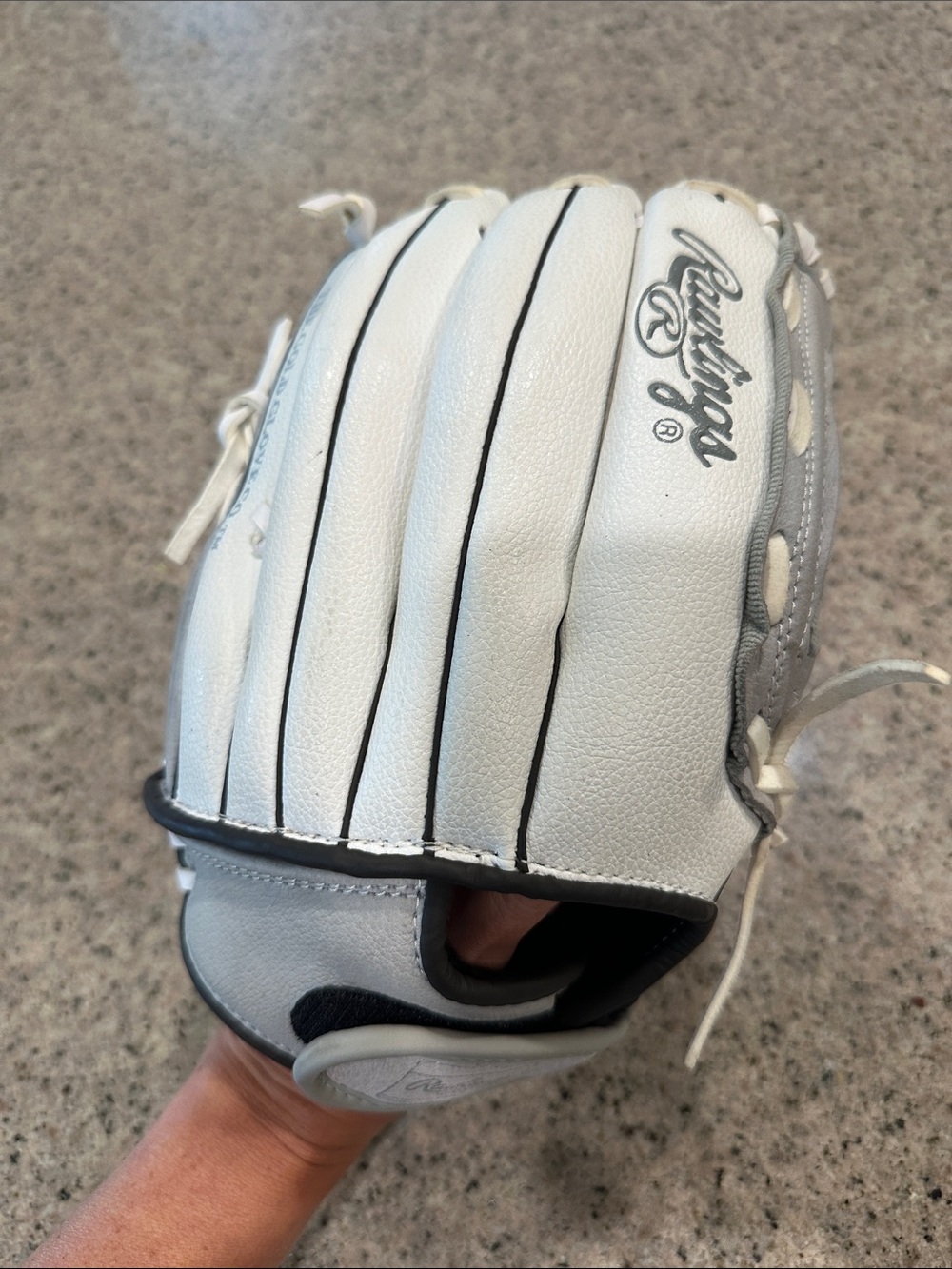 Rawlings 12” Fielding Gloves, Right Handed Thrower